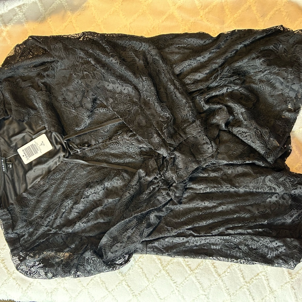 NWT Torrid Size 1X Black Lace Lace-up Babydoll Shirt